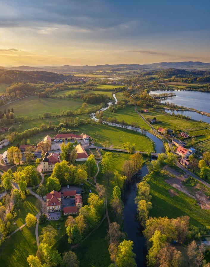 Palac Lomnica - Karkonosze / Riesengebirge Еленя-Гура Экстерьер фото