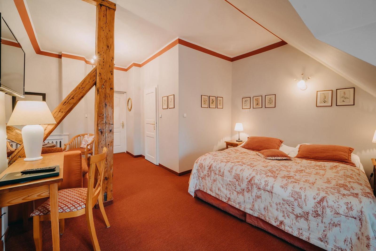 Palac Lomnica - Karkonosze / Riesengebirge Еленя-Гура Экстерьер фото